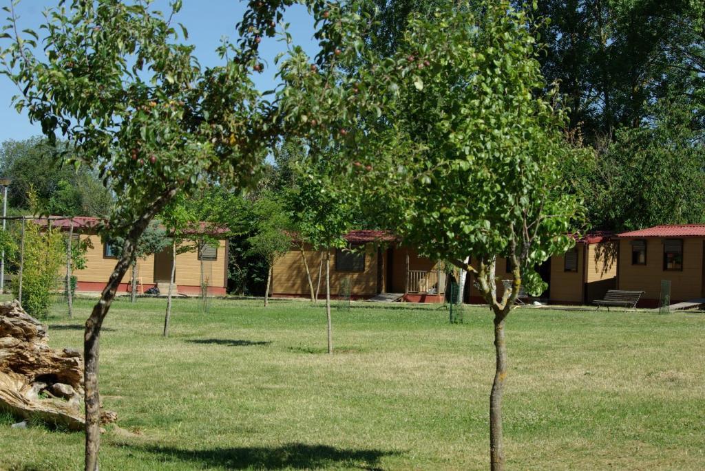 Bungalows Granja Escuela Arlanzón Extérieur photo